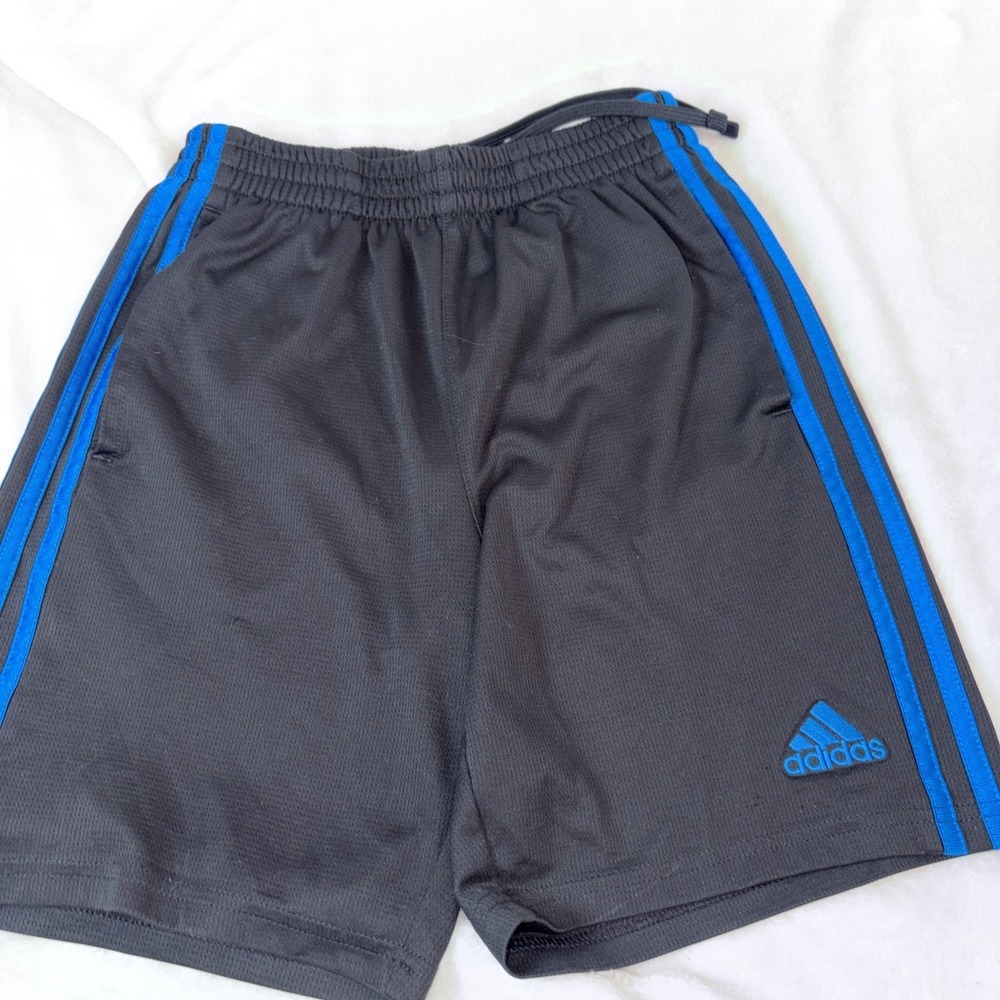 Adidas boys athletic shorts size m Black With Blue Stripes And Embroidered Logo
